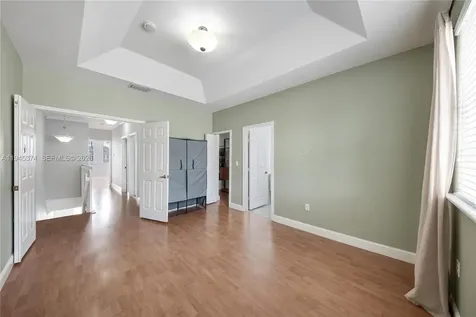 5560 NW 107th Avenue Doral FL 33178