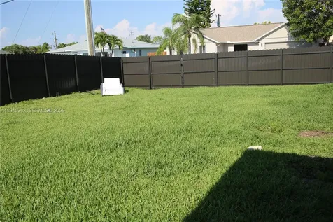 1449 SE 22nd Cape Coral FL 33990