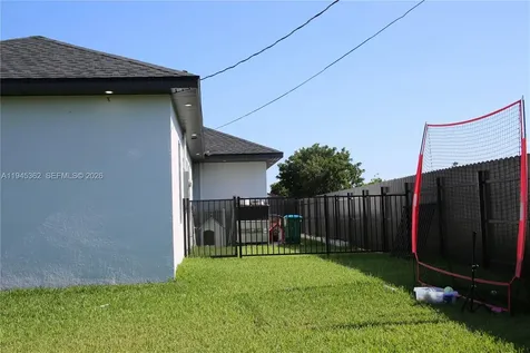 1449 SE 22nd Cape Coral FL 33990