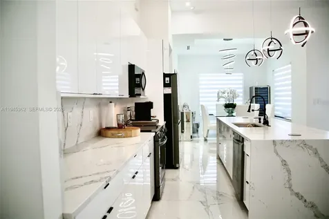 1449 SE 22nd Cape Coral FL 33990