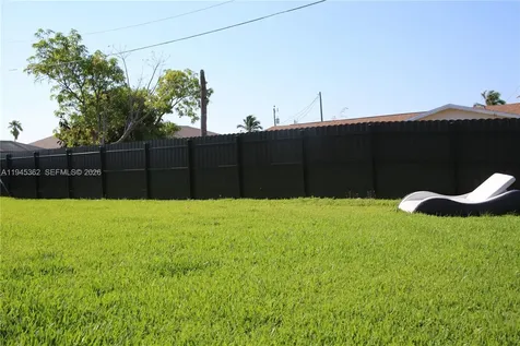 1449 SE 22nd Cape Coral FL 33990