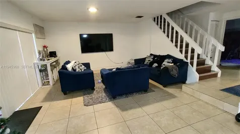 8199 NW 8th Manor Plantation FL 33324