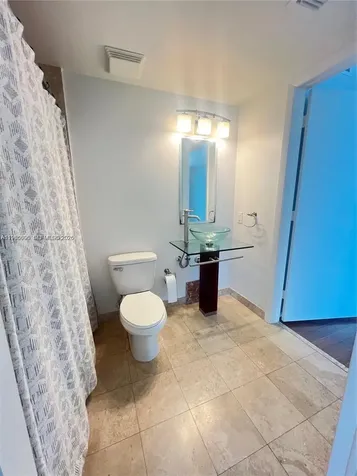 350 S Miami Avenue Miami FL 33130