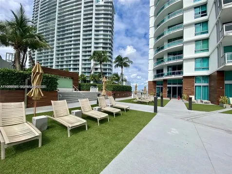 350 S Miami Avenue Miami FL 33130