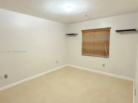 3559 W 74th Place Hialeah FL 33018