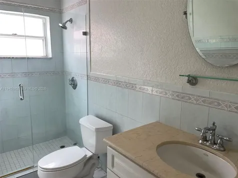 3559 W 74th Place Hialeah FL 33018