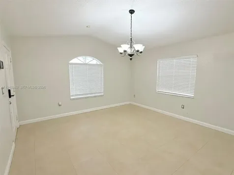 3559 W 74th Place Hialeah FL 33018