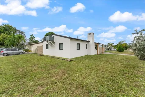 6161 NE 7th Avenue Oakland Park FL 33334