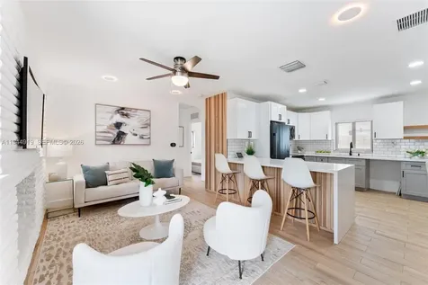 6161 NE 7th Avenue Oakland Park FL 33334