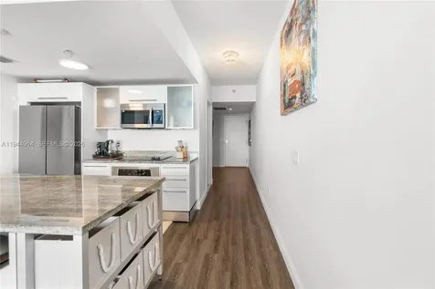 185 SW 7th Street Miami FL 33130