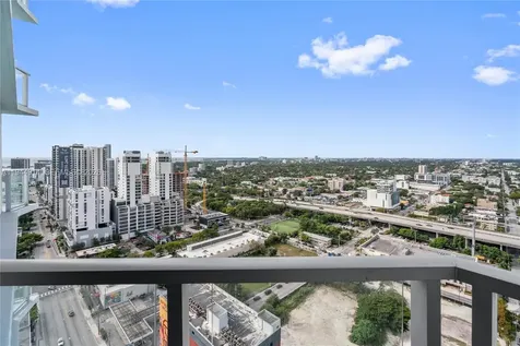 185 SW 7th Street Miami FL 33130
