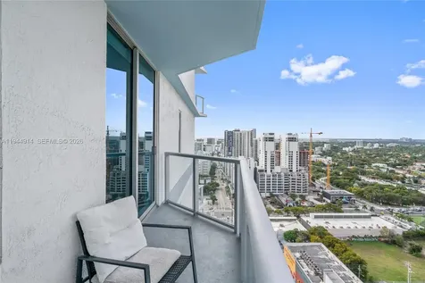 185 SW 7th Street Miami FL 33130