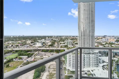 185 SW 7th Street Miami FL 33130