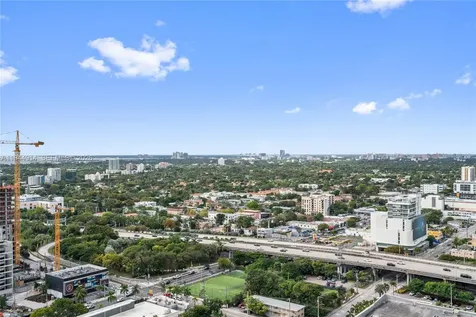 185 SW 7th Street Miami FL 33130