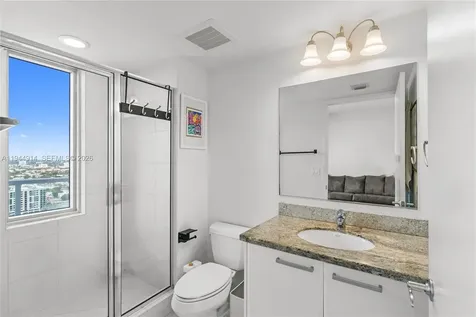 185 SW 7th Street Miami FL 33130