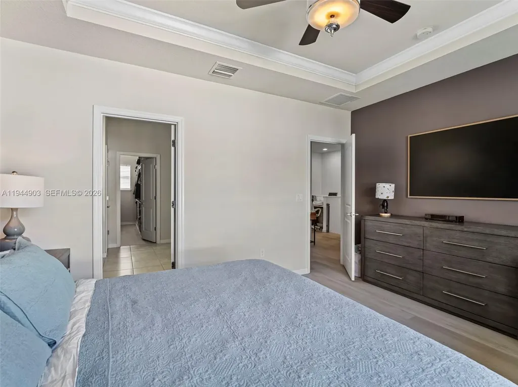 3953 Black Olive Lane Hollywood FL 33021