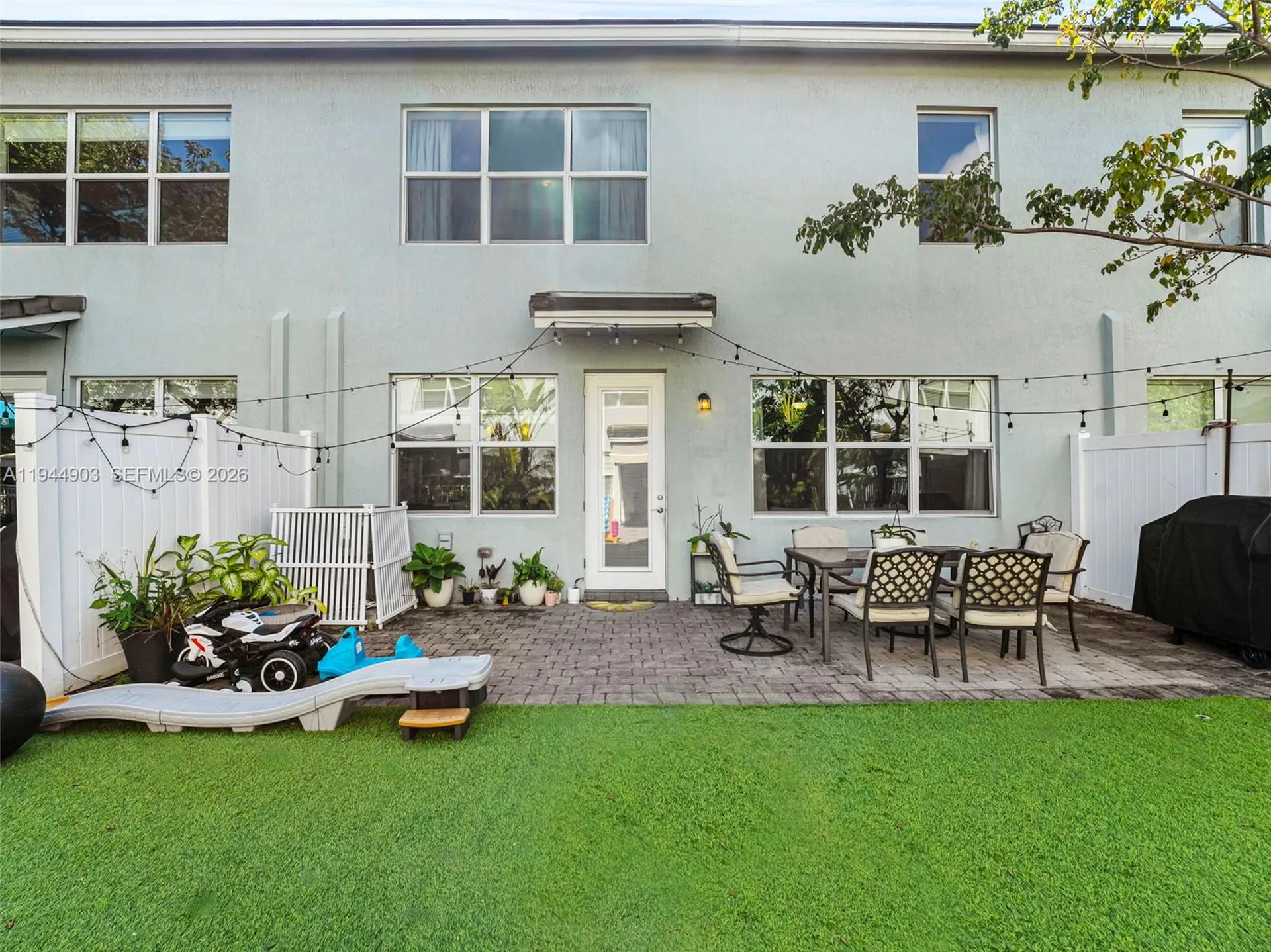 3953 Black Olive Lane Hollywood FL 33021