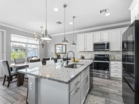 3953 Black Olive Lane Hollywood FL 33021