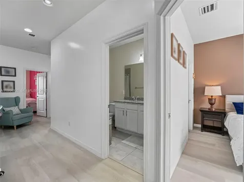 3953 Black Olive Lane Hollywood FL 33021