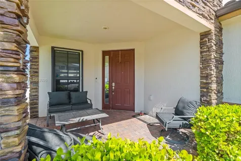 3573 W 93rd Place Hialeah FL 33018