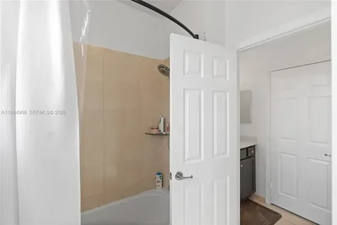 3573 W 93rd Place Hialeah FL 33018