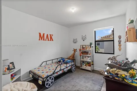 3573 W 93rd Place Hialeah FL 33018