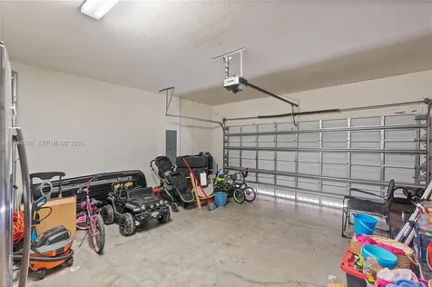 3573 W 93rd Place Hialeah FL 33018