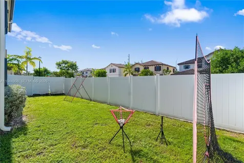 3573 W 93rd Place Hialeah FL 33018