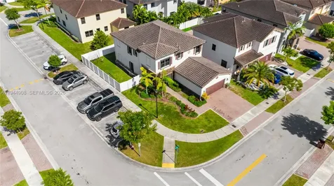 3573 W 93rd Place Hialeah FL 33018