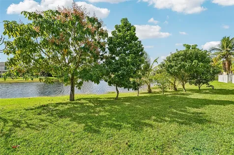 700 Verona Court Weston FL 33326