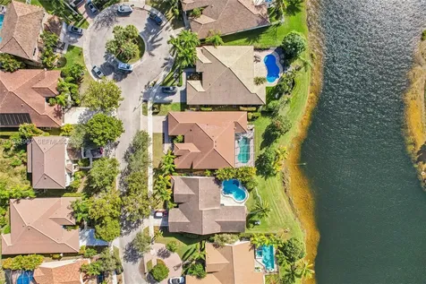 700 Verona Court Weston FL 33326