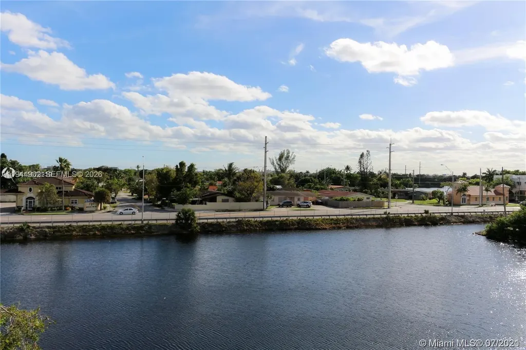 1325 W 68th Street Hialeah FL 33014