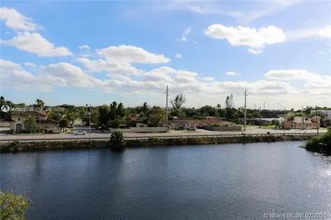 1325 W 68th Street Hialeah FL 33014