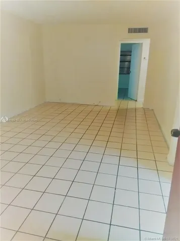 1325 W 68th Street Hialeah FL 33014