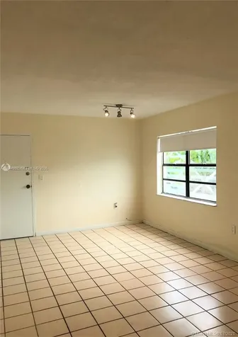 1325 W 68th Street Hialeah FL 33014