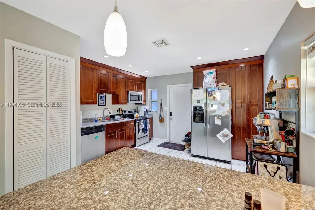 508 NW 16th Street Fort Lauderdale FL 33311