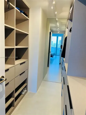 900 Bay Drive Miami Beach FL 33141