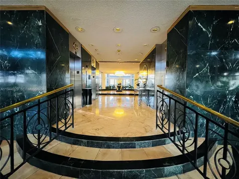 900 Bay Drive Miami Beach FL 33141