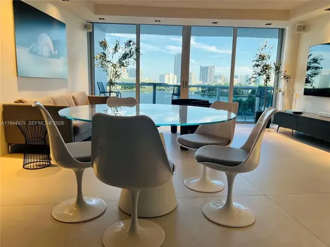 900 Bay Drive Miami Beach FL 33141