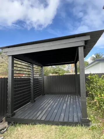8012 NW 14th Place Miami FL 33147