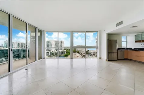 7929 West Drive North Bay Village FL 33141