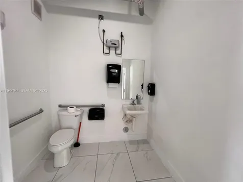 2721 NW 42nd Avenue Miami FL 33142