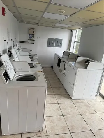 1225 NE 124th Street North Miami FL 33161