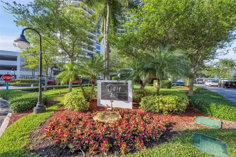 3530 Mystic Pointe Drive Aventura FL 33180