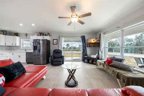 1053 SW Lock Lane Moore Haven FL 33471