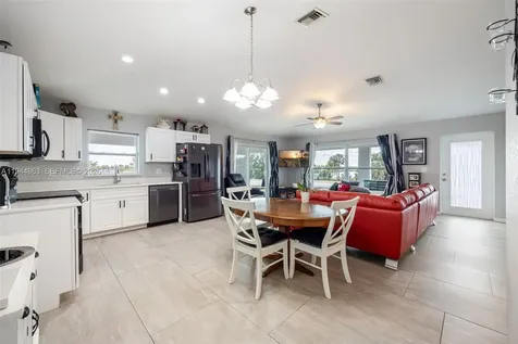 1053 SW Lock Lane Moore Haven FL 33471