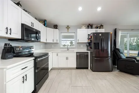 1053 SW Lock Lane Moore Haven FL 33471