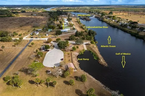 1053 SW Lock Lane Moore Haven FL 33471