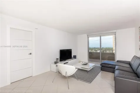 5555 Collins Avenue Miami Beach FL 33140