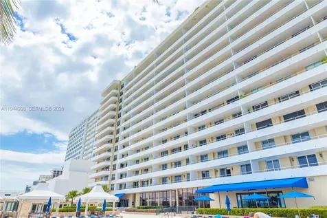 5555 Collins Avenue Miami Beach FL 33140